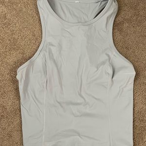Lululemon tank!!